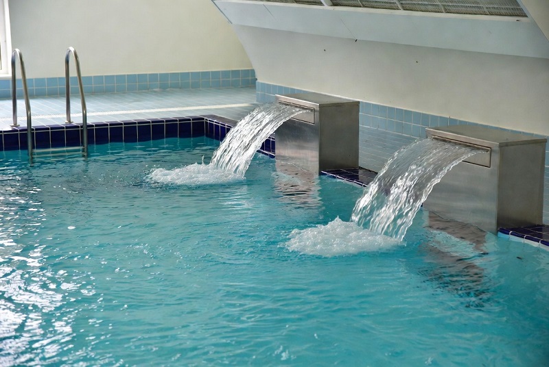 How to Aim Pool Return Jets for Better Circulation and Fewer Dead Spots